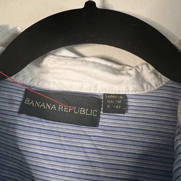 Banana Republic Women’s Blue Striped Blouse - Picture 2 of 3